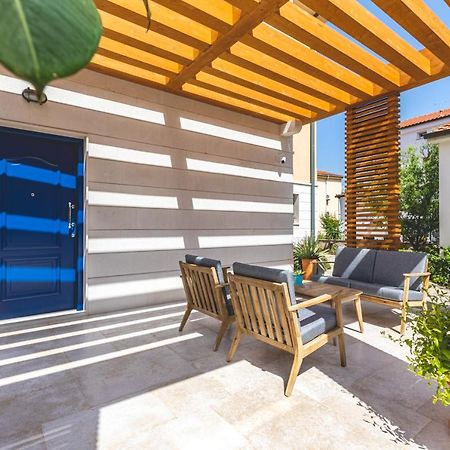 Vila Iris Baska 2 Hotel Bagian luar foto