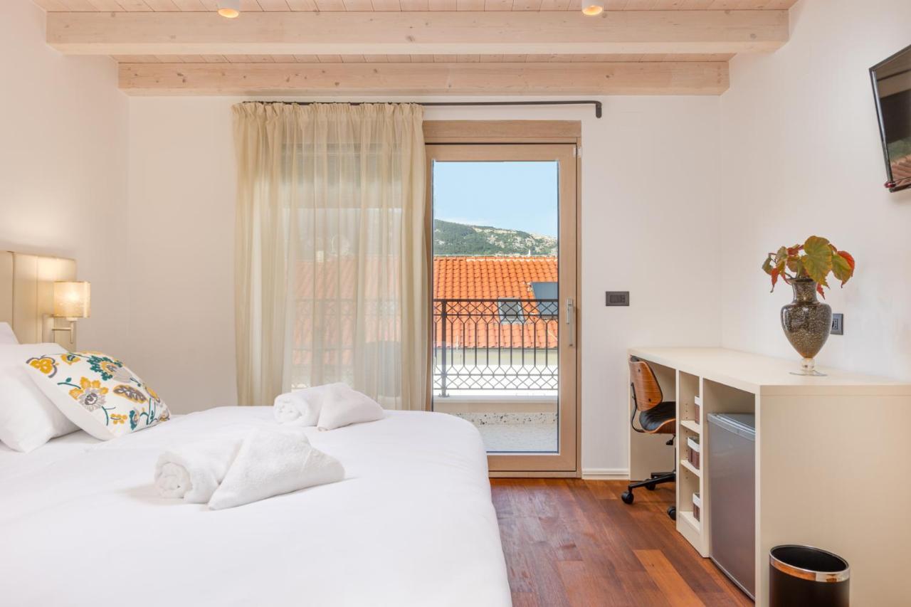 Vila Iris Baska 2 Hotel Bagian luar foto