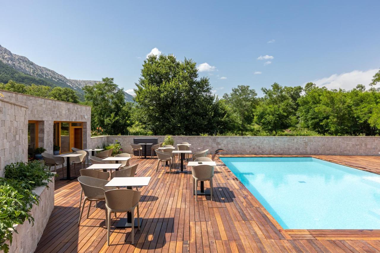 Vila Iris Baska 2 Hotel Bagian luar foto